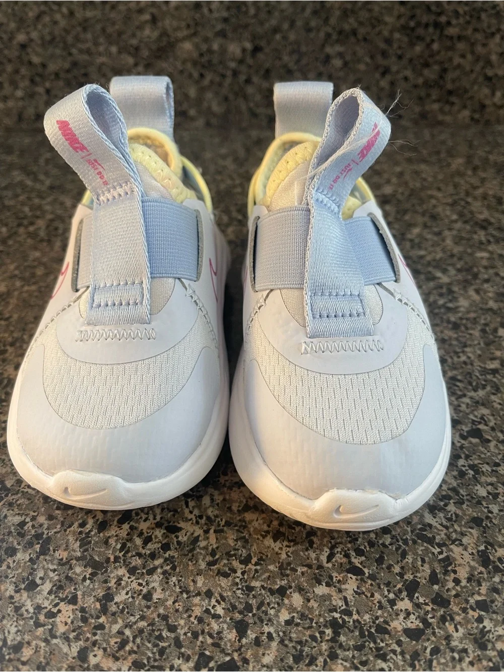 KIDS Nike Flex Running Shoes - Size 5C